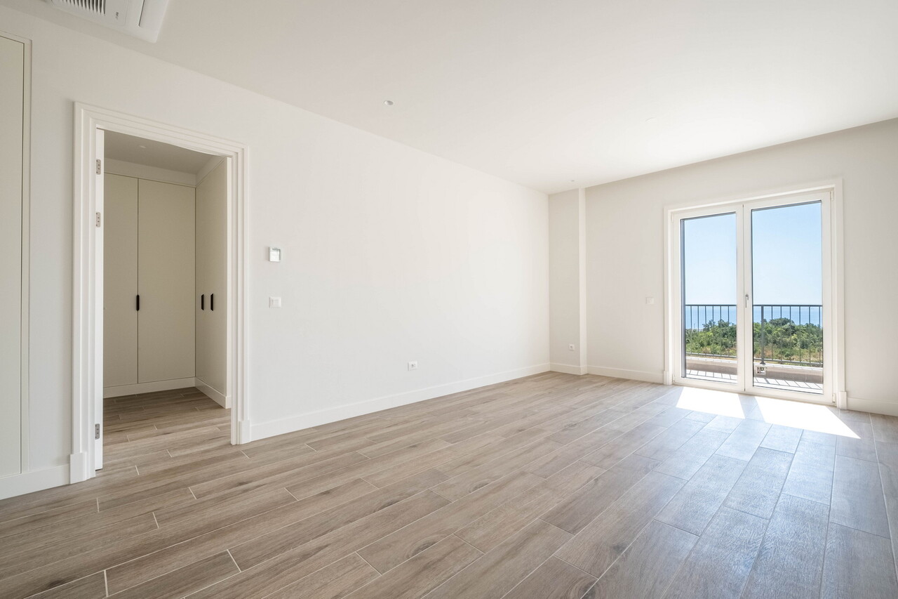 Квартира в Тивате, Черногория, 93 м² - фото 4