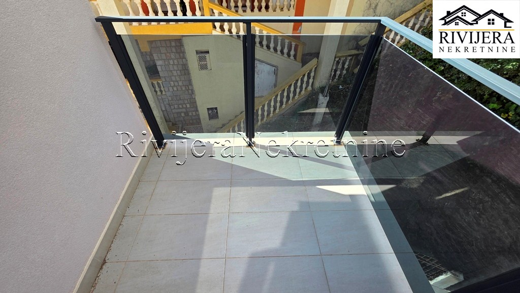 Квартира в Херцег-Нови, Черногория, 38 м² - фото 5