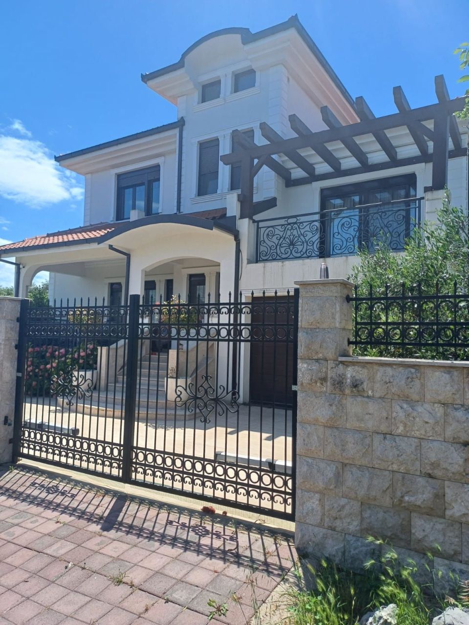 Вилла на полуострове Луштица, Черногория, 356 м² - фото 1