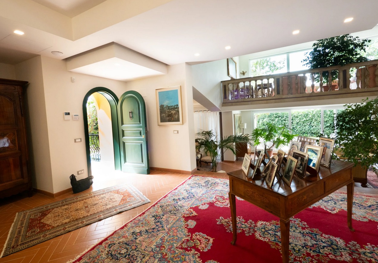 Вилла в Ольджате, Италия, 531 м² - фото 6