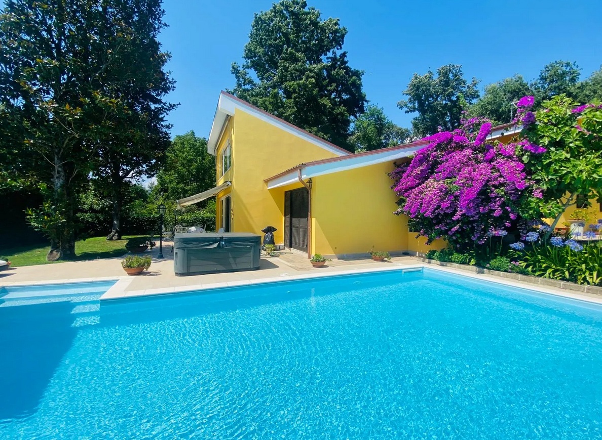 Вилла в Ольджате, Италия, 531 м² - фото 2