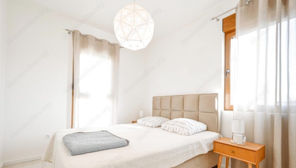 Квартира в Тивате, Черногория, 69 м² - фото 5