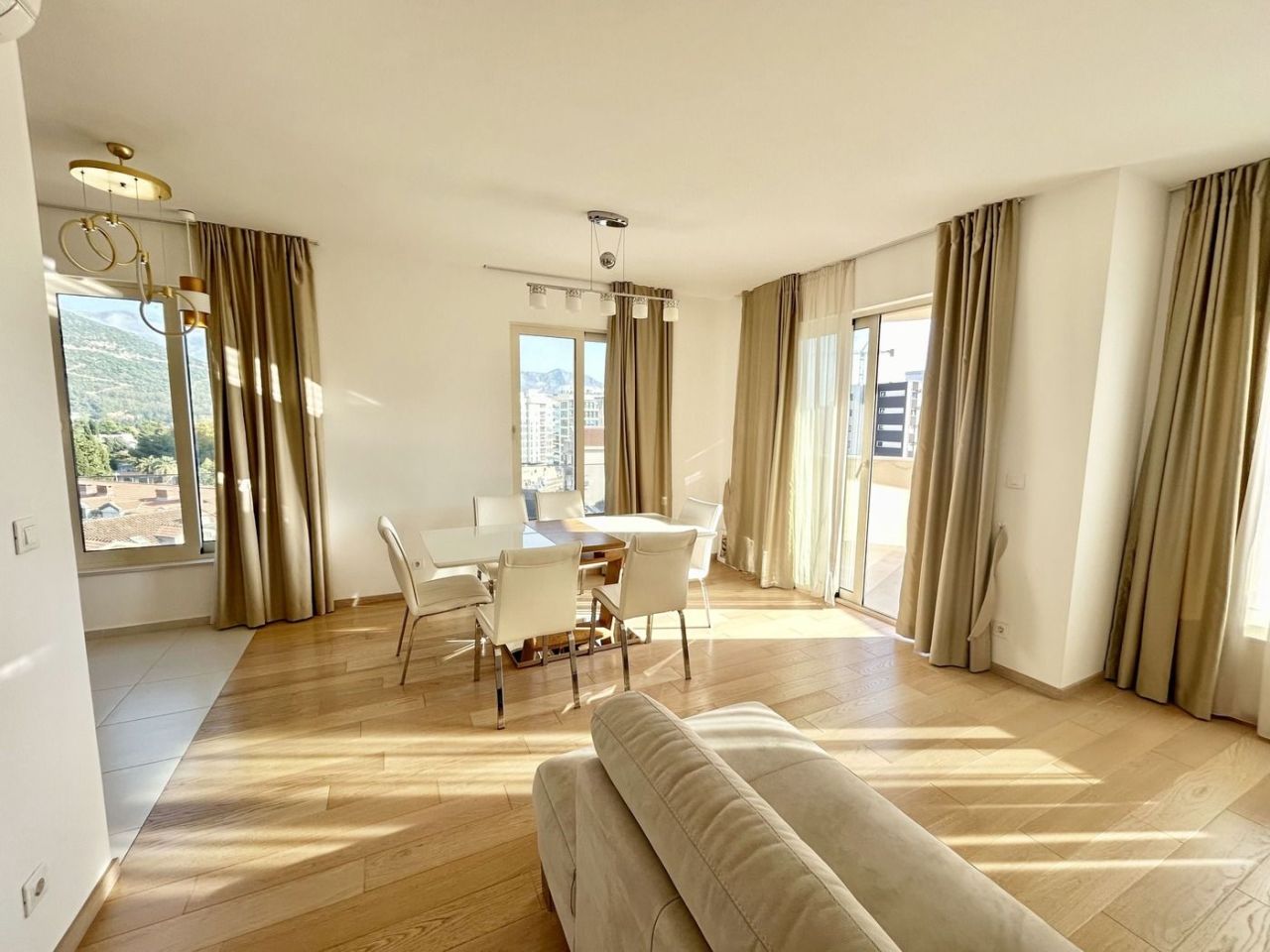 Квартира в Будве, Черногория, 71 м² - фото 1