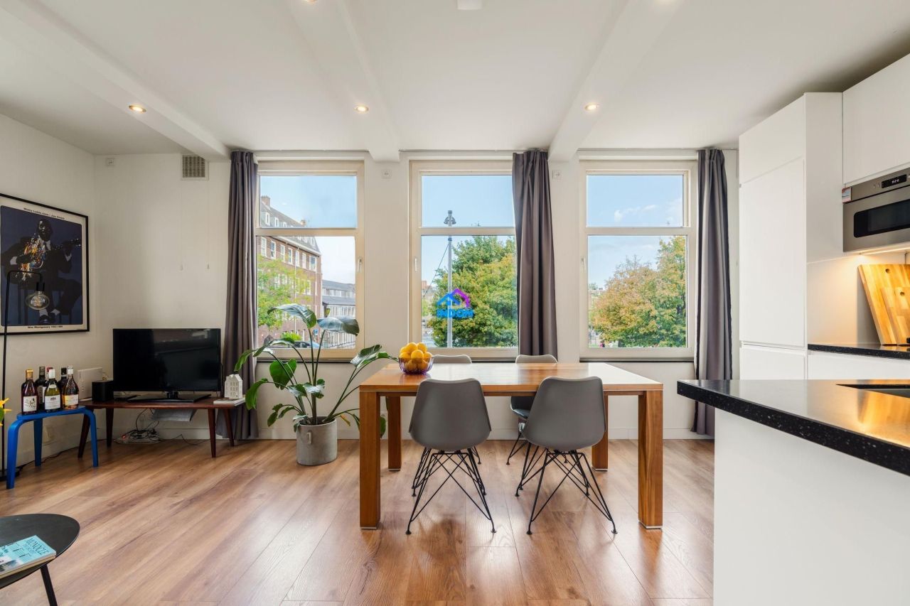 Апартаменты в Амстердаме, Нидерланды, 54 м² - фото 1