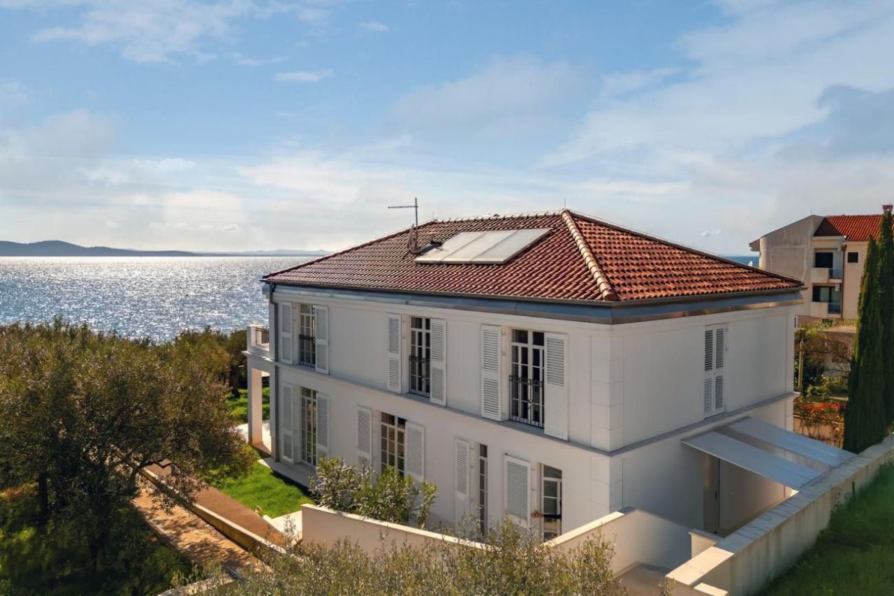 Вилла в Задаре, Хорватия, 210 м² - фото 17