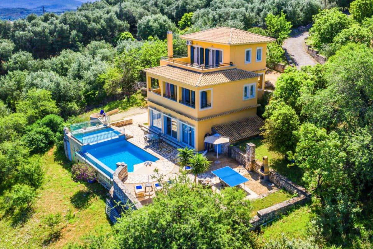 Дом на Ионических островах, Греция, 240 м² - фото 1