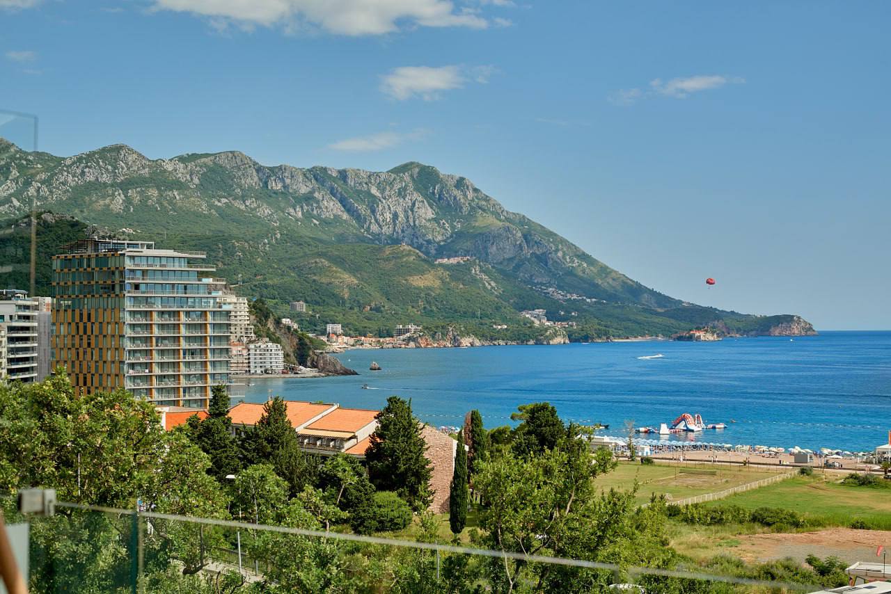 Квартира в Бечичи, Черногория, 73 м² - фото 1