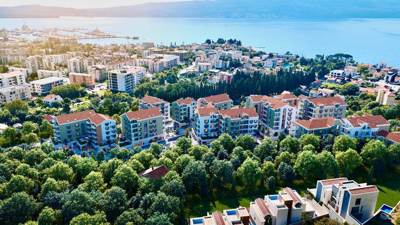 Квартира в Тивате, Черногория, 51 м² - фото 2