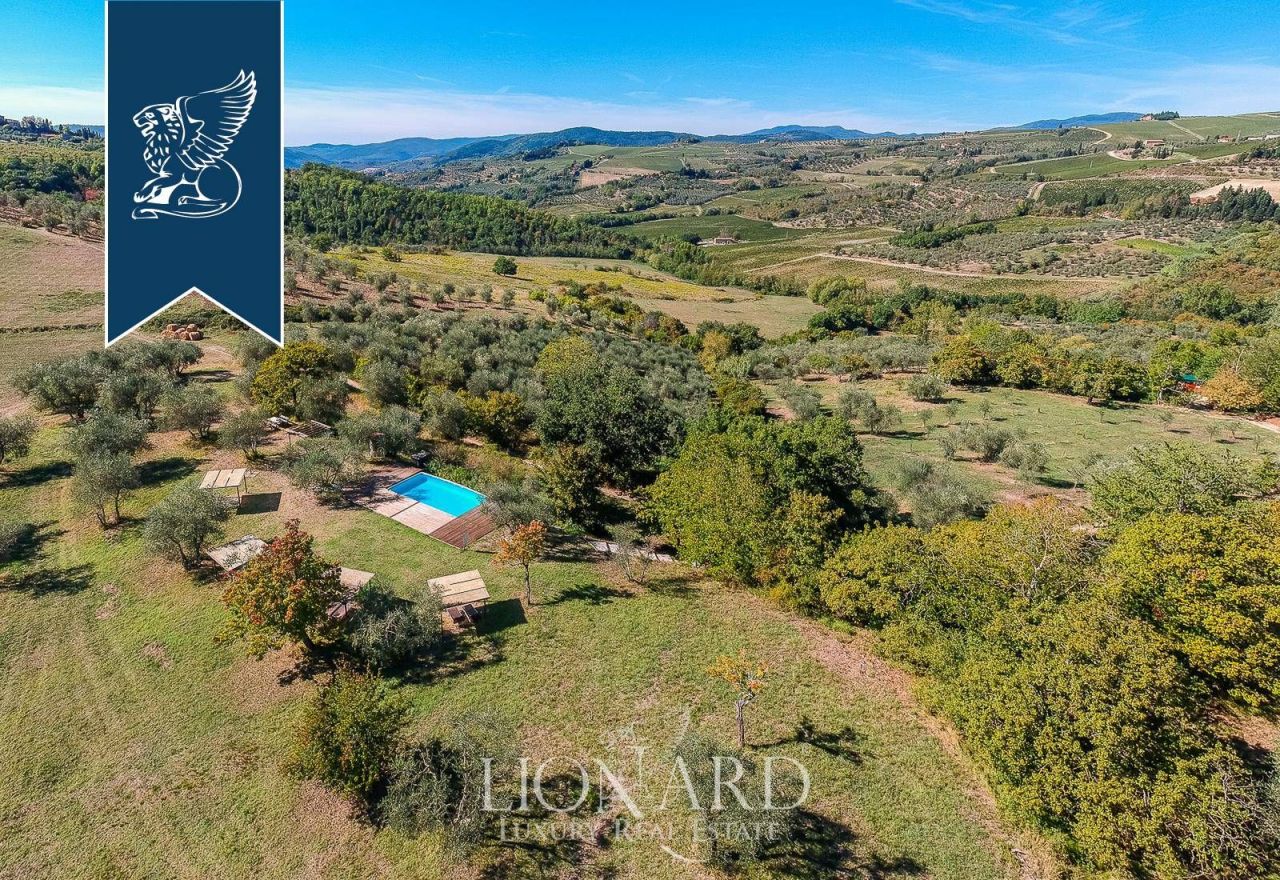 Ферма во Флоренции, Италия, 1 800 м² - фото 8