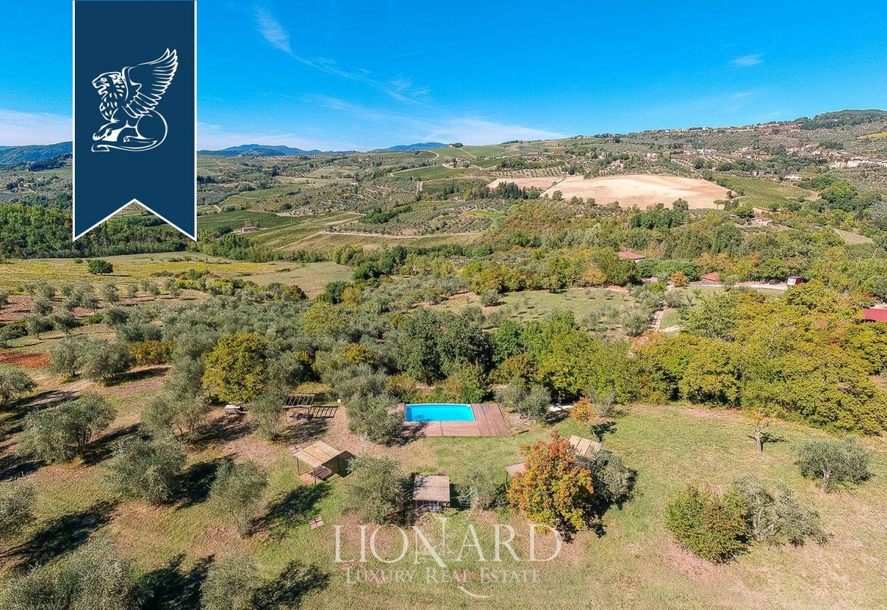 Ферма во Флоренции, Италия, 1 800 м² - фото 9