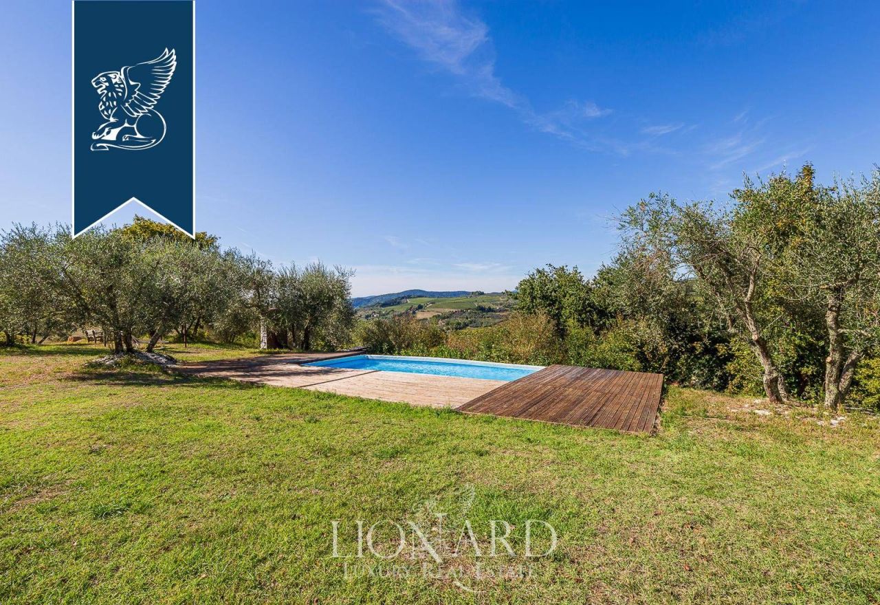 Ферма во Флоренции, Италия, 1 800 м² - фото 17