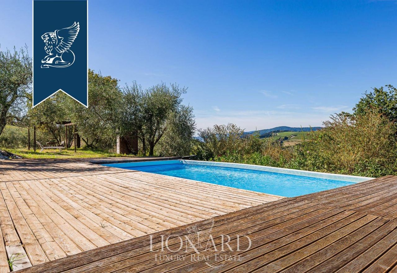 Ферма во Флоренции, Италия, 1 800 м² - фото 19