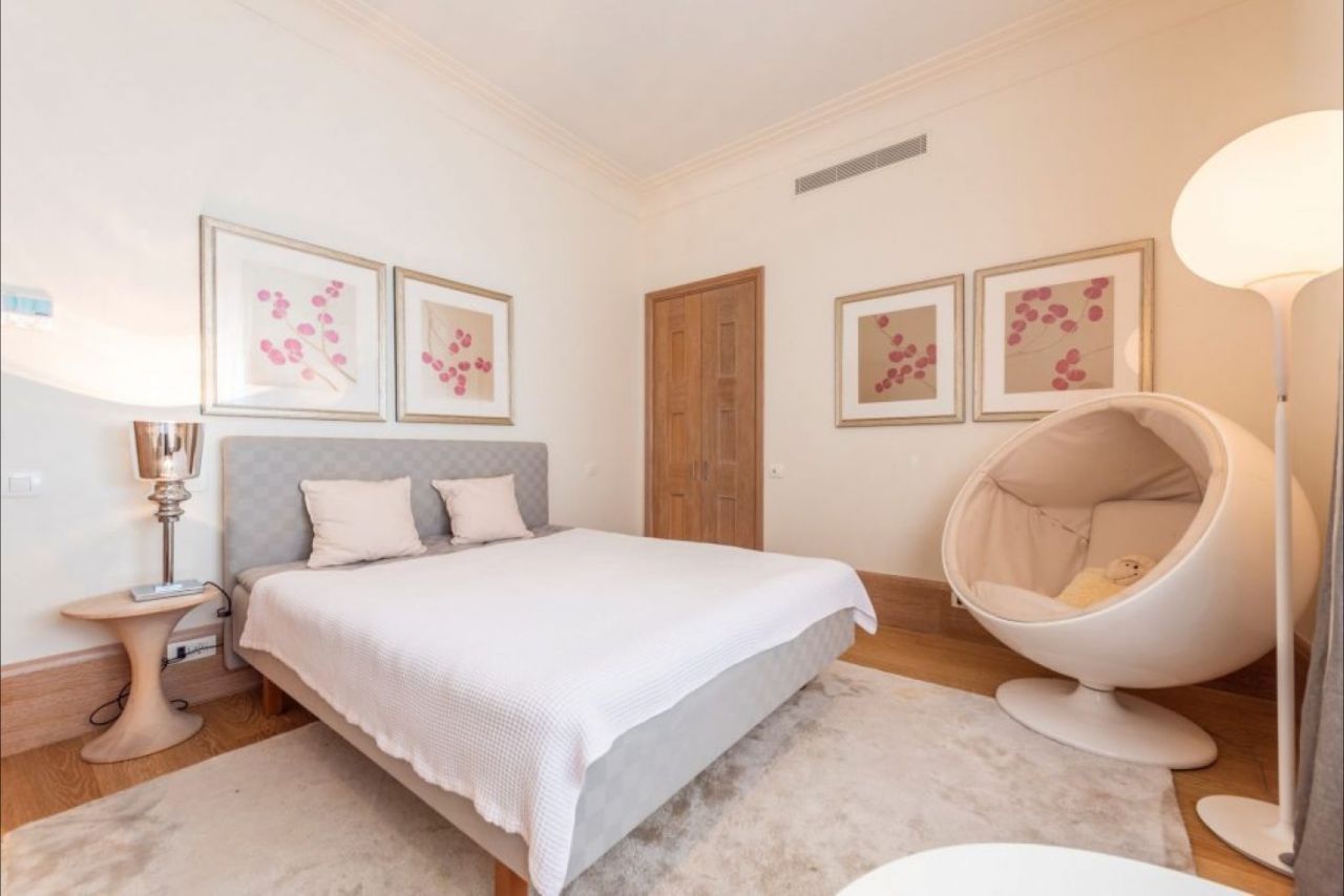 Апартаменты в Тивате, Черногория, 258 м² - фото 8