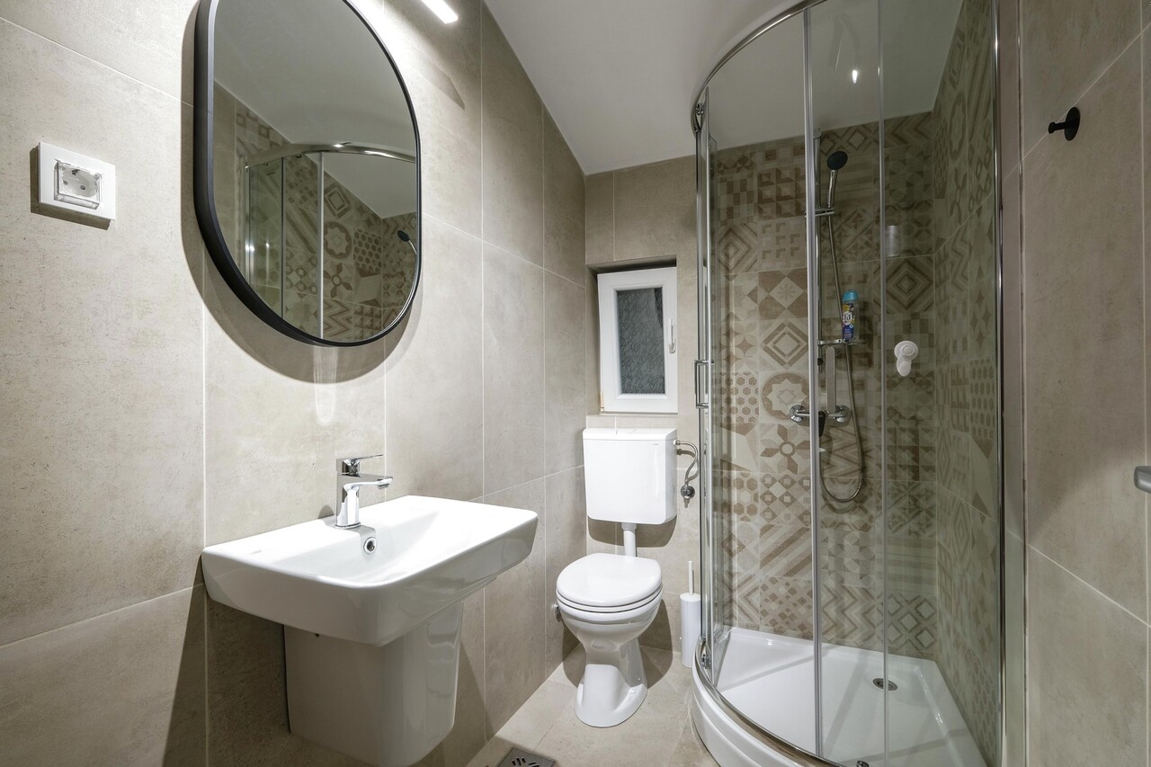 Дом в Тивате, Черногория, 198 м² - фото 8