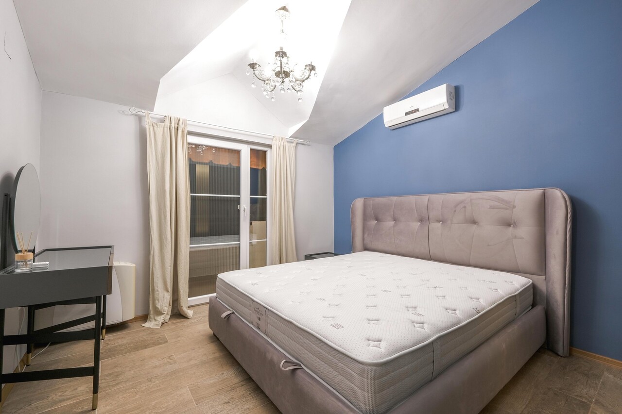 Дом в Тивате, Черногория, 198 м² - фото 11