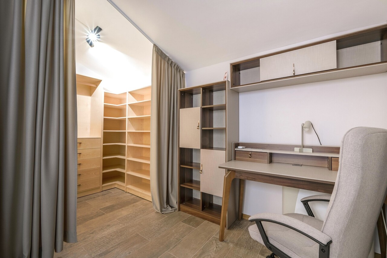 Дом в Тивате, Черногория, 198 м² - фото 9