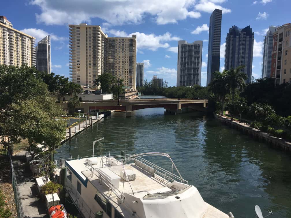 Квартира в Майами-Бич, США, 90 м² - фото 3