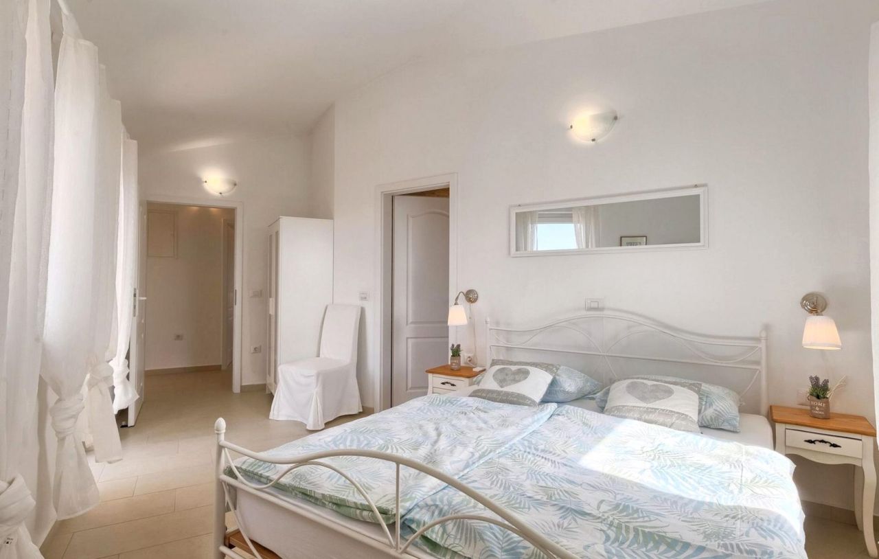 Вилла Sveti Lovreč, Хорватия, 236 м² - фото 17