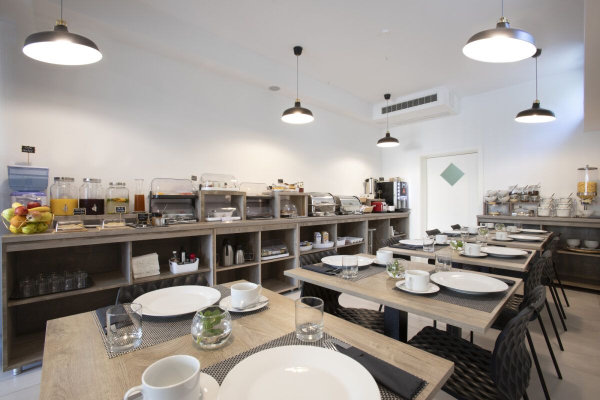 Отель, гостиница Pag, Хорватия, 1 000 м² - фото 19