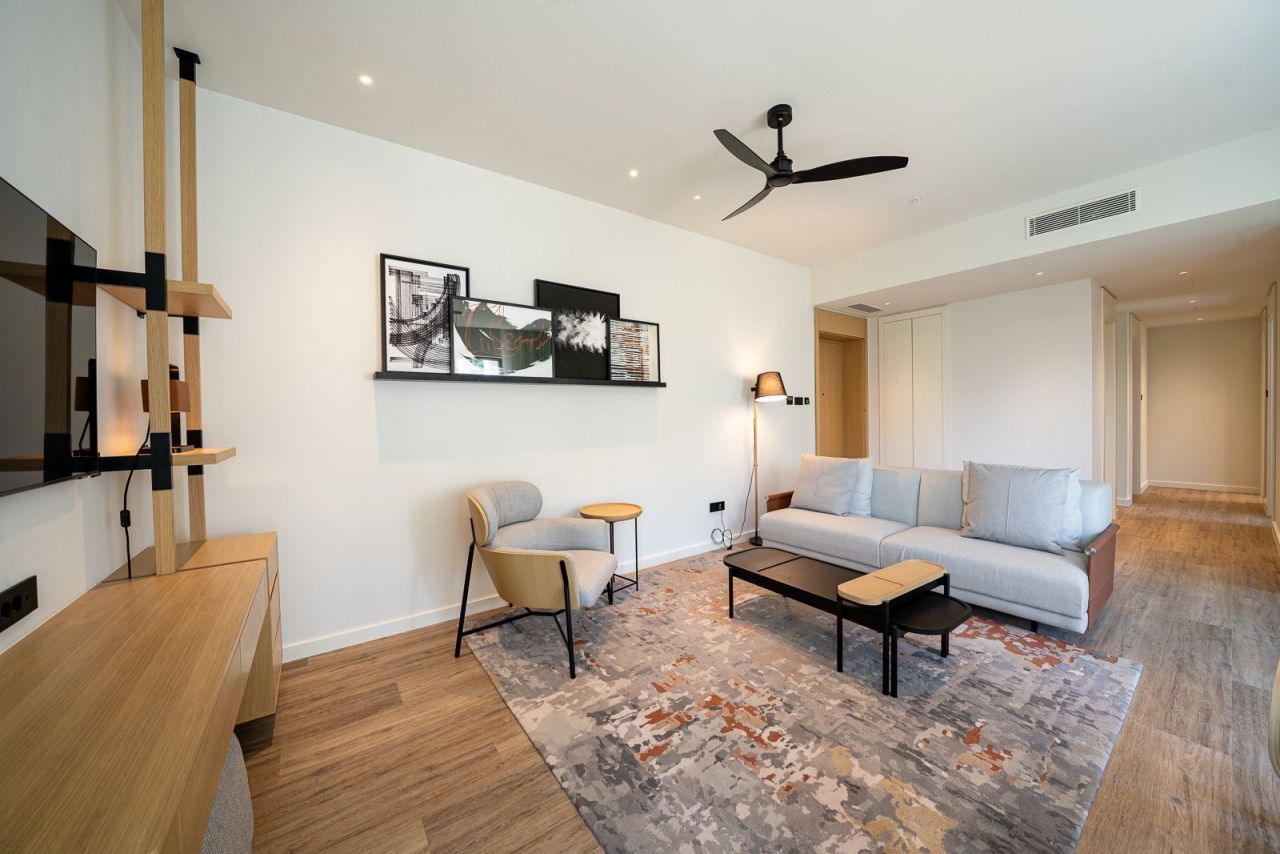 Квартира в Тивате, Черногория, 91 м² - фото 6