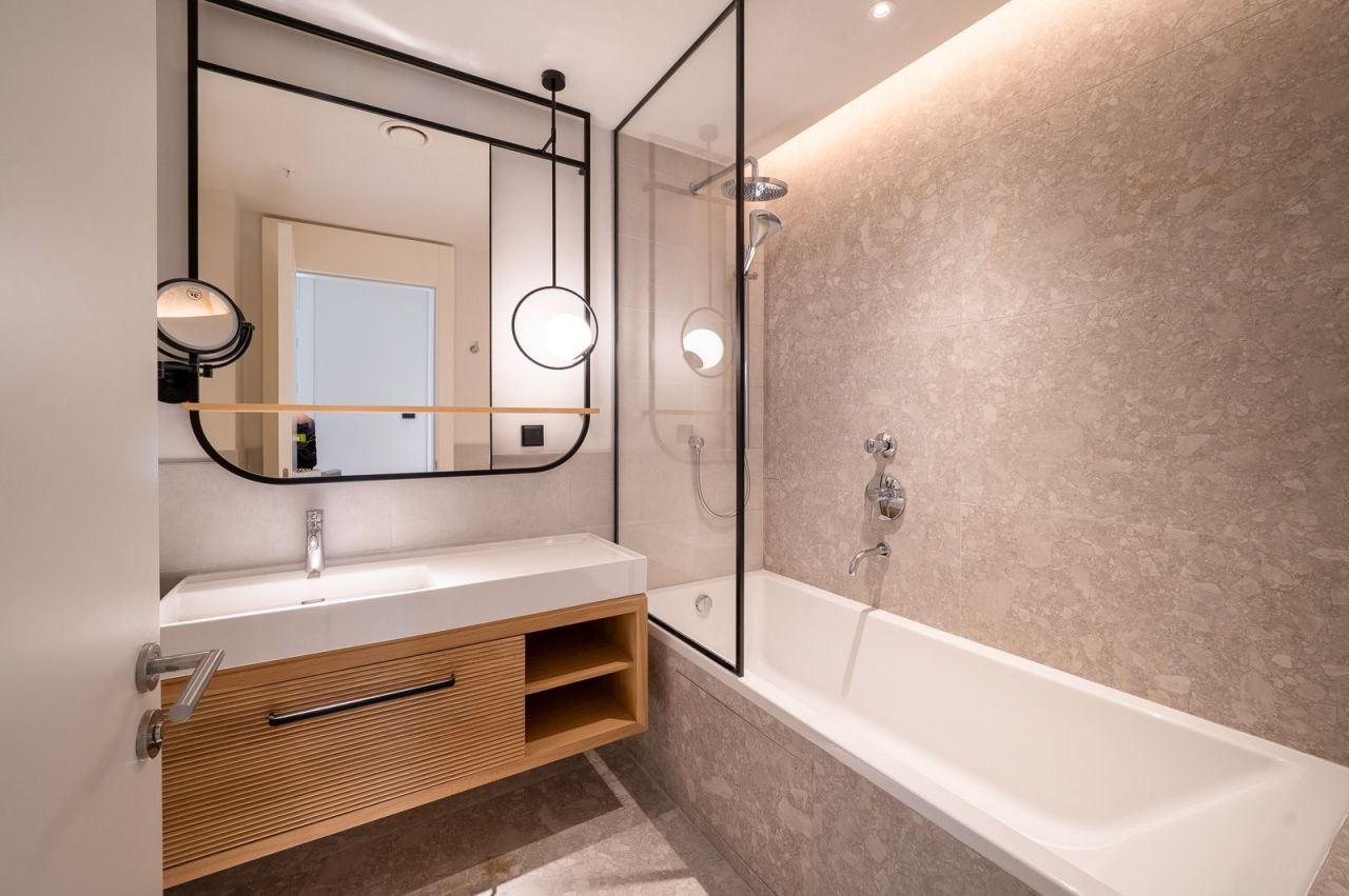 Квартира в Тивате, Черногория, 91 м² - фото 14