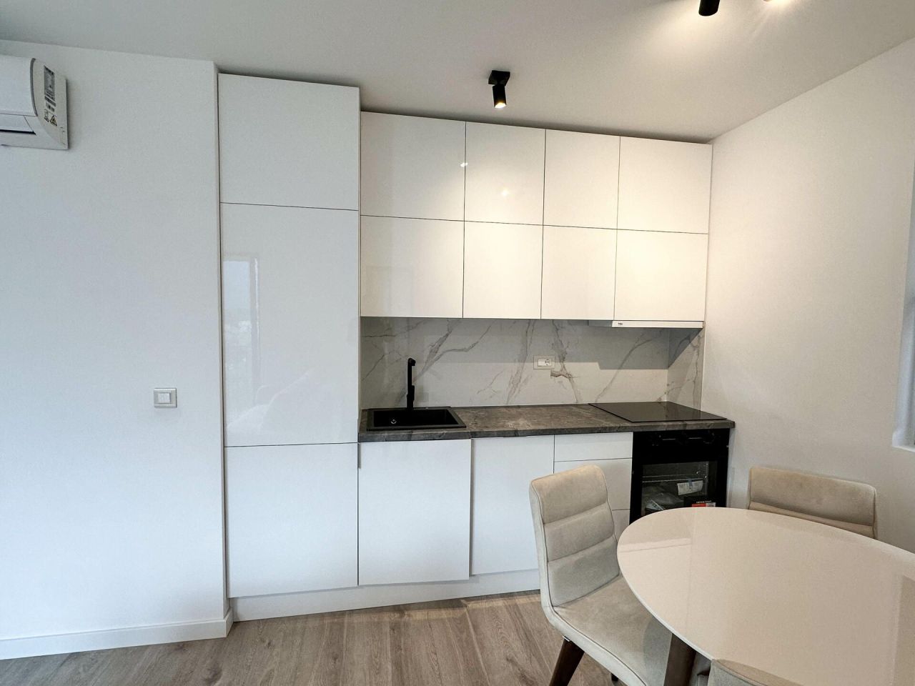 Квартира в Доброте, Черногория, 39 м² - фото 7