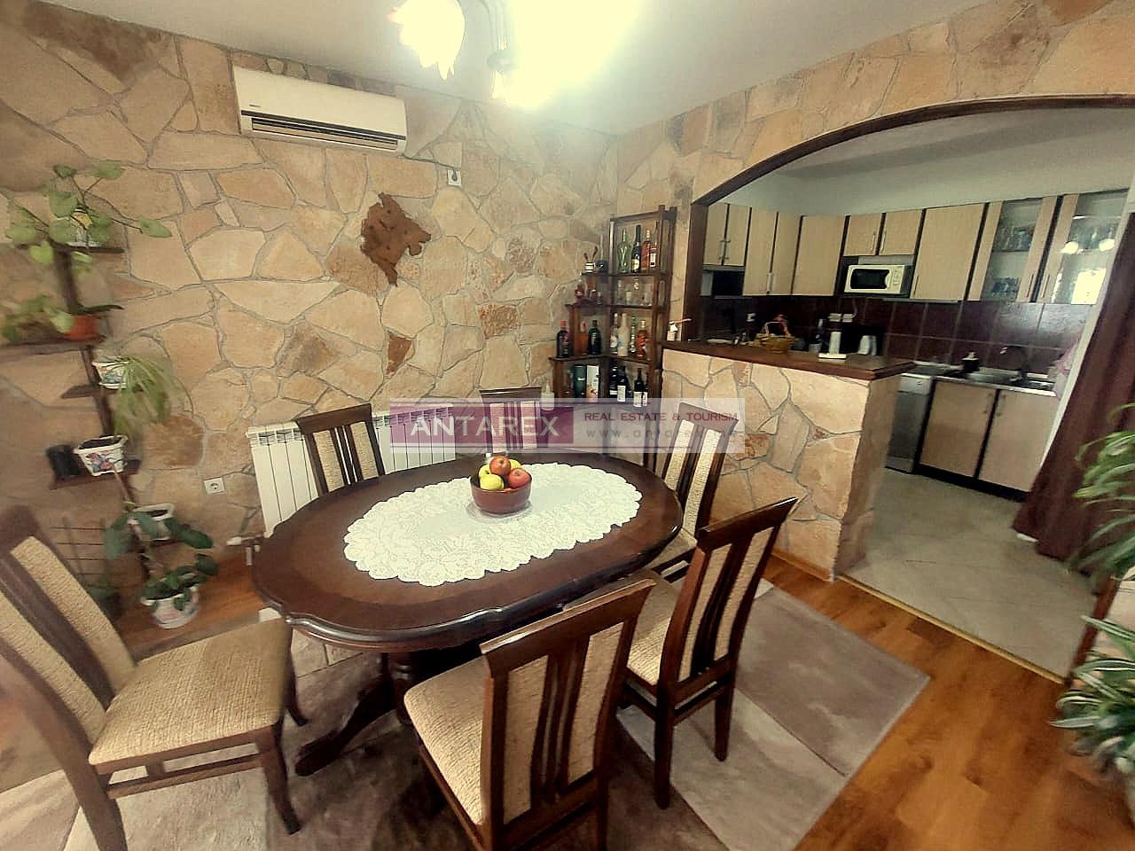 Вилла в Херцег-Нови, Черногория, 261 м² - фото 3