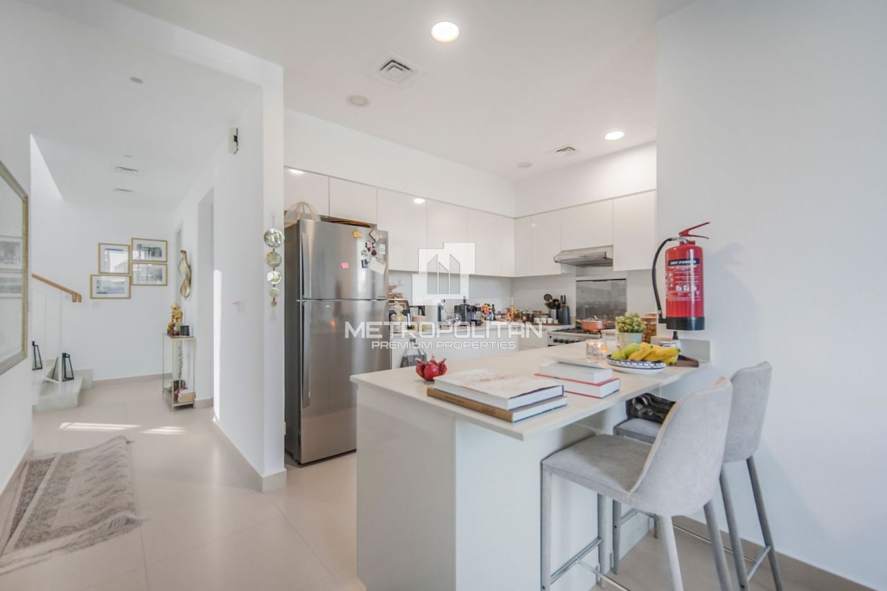 Вилла в Дубае, ОАЭ, 268 м² - фото 4