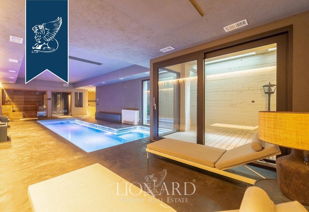 Вилла в Риме, Италия, 600 м² - фото 9