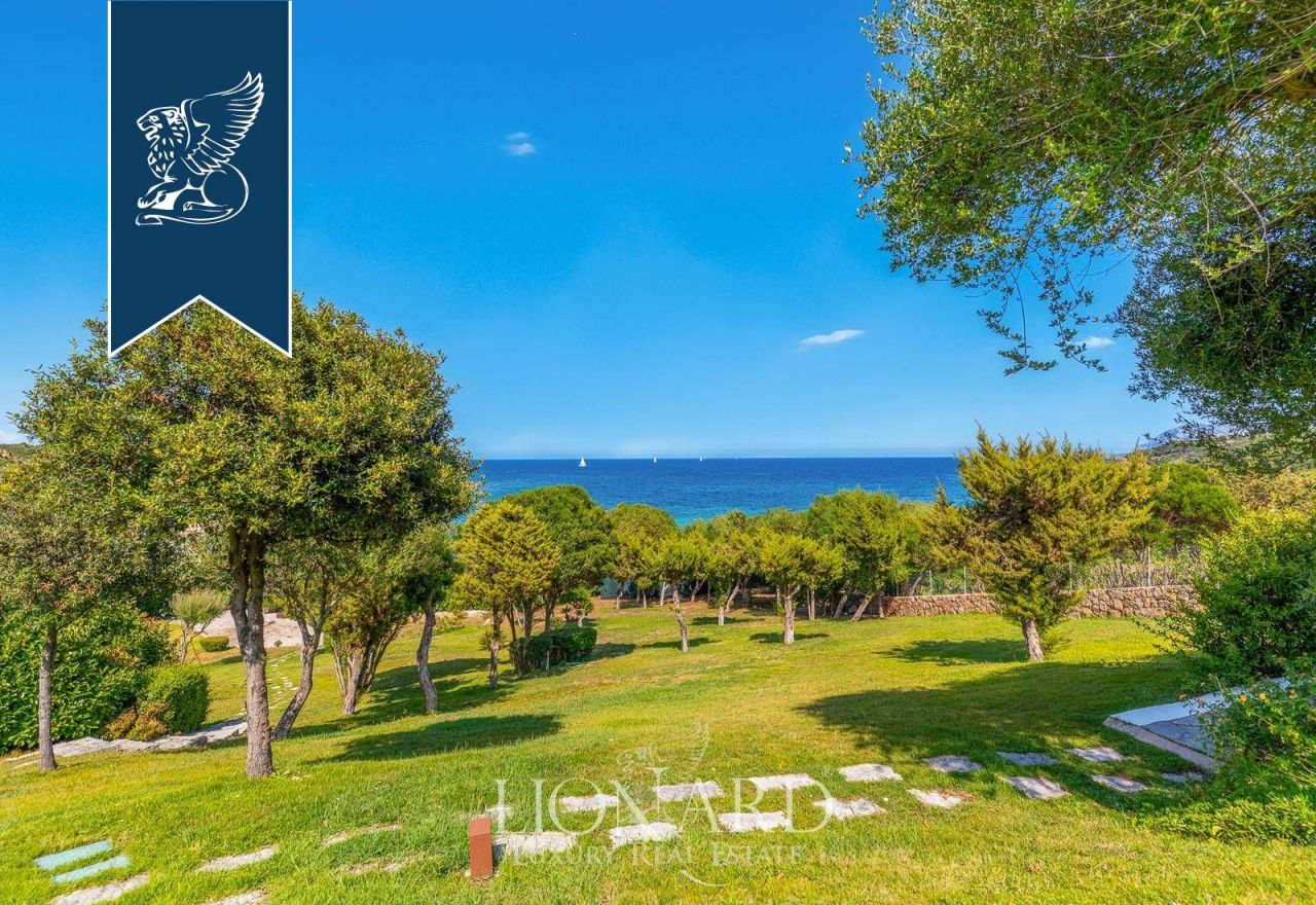 Вилла в Ольбии, Италия, 800 м² - фото 14