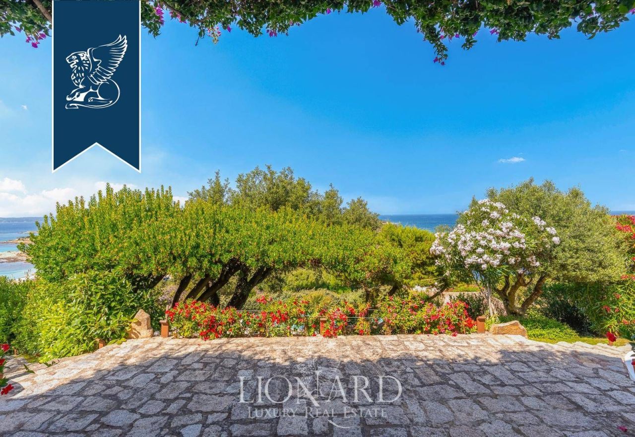 Вилла в Ольбии, Италия, 800 м² - фото 18