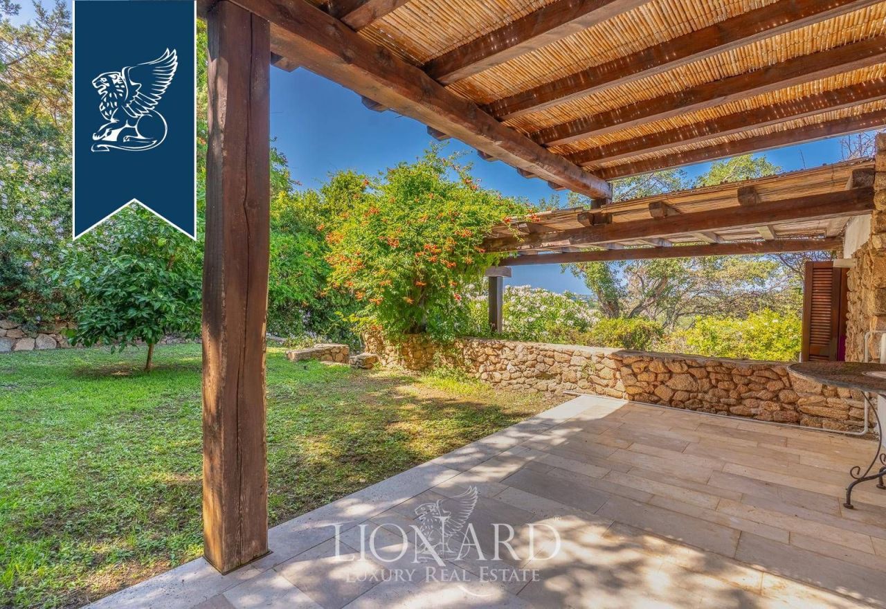 Вилла в Ольбии, Италия, 800 м² - фото 19