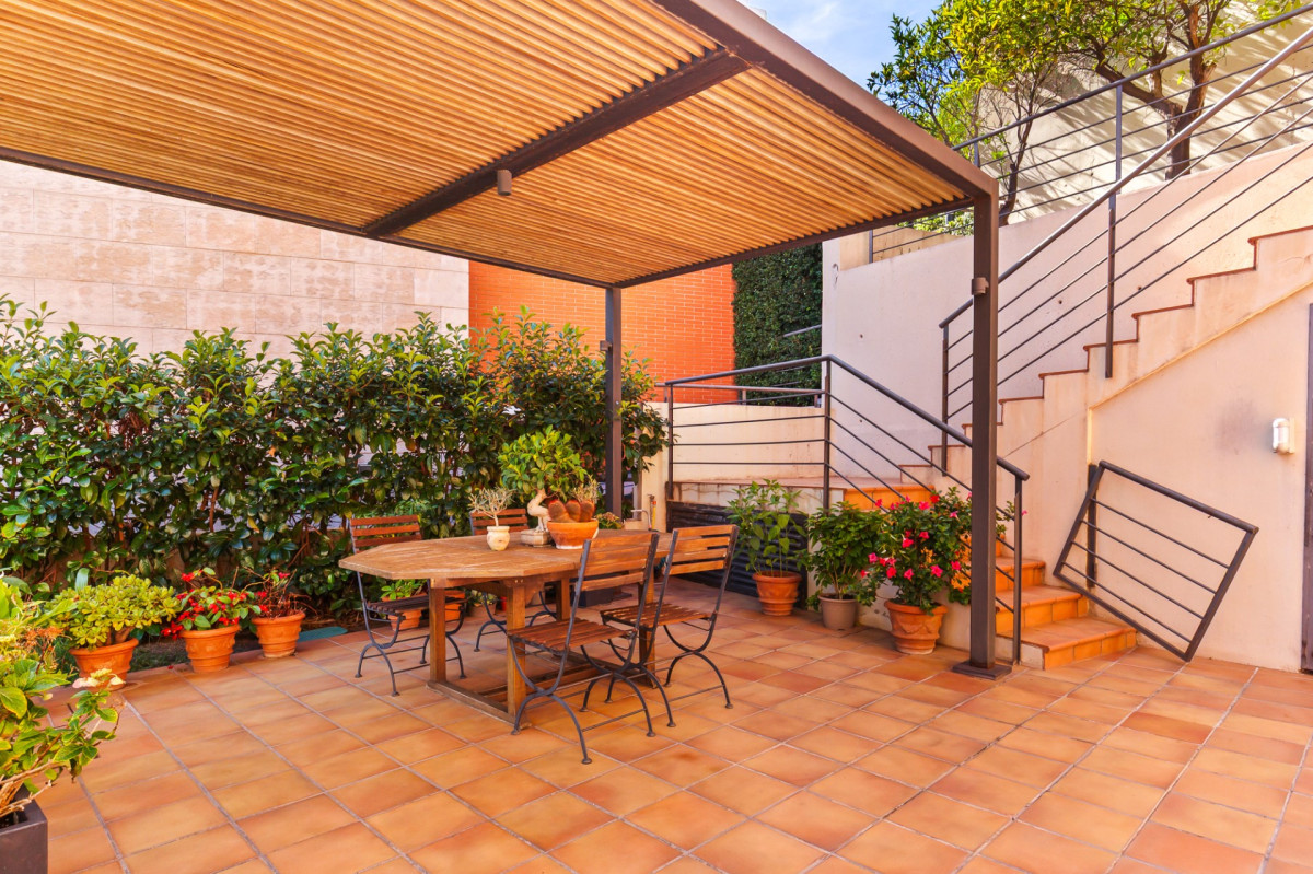 Дом в Барселоне, Испания, 490 м² - фото 4