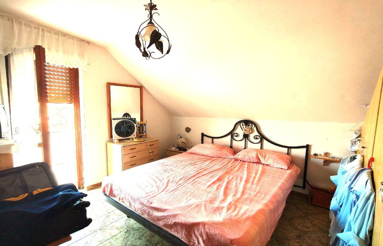 Квартира в Скалее, Италия, 45 м² - фото 9