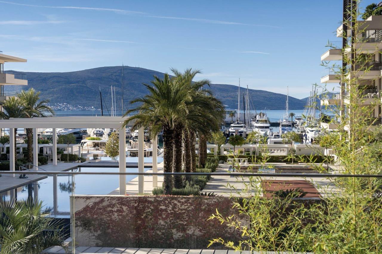 Квартира в Тивате, Черногория, 83 м² - фото 7