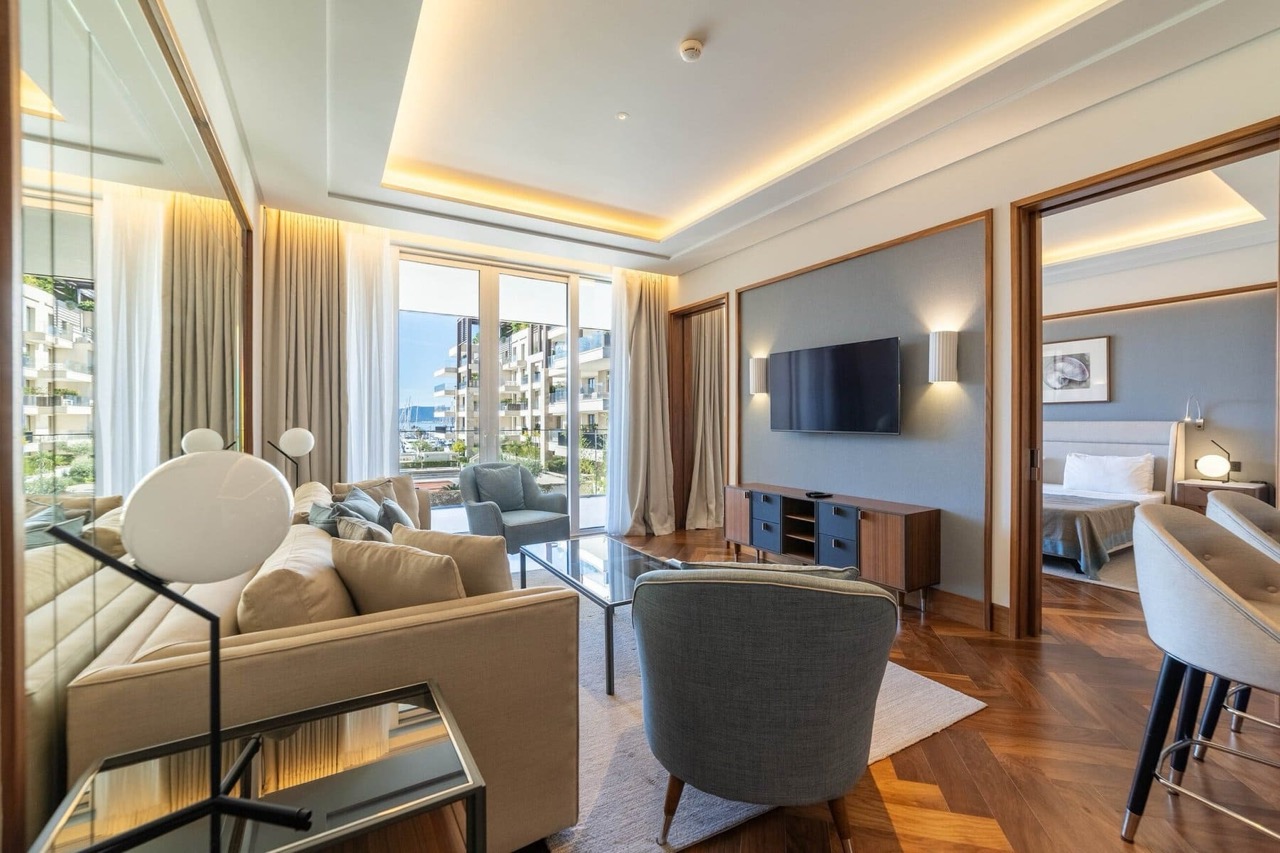 Квартира в Тивате, Черногория, 83 м² - фото 8