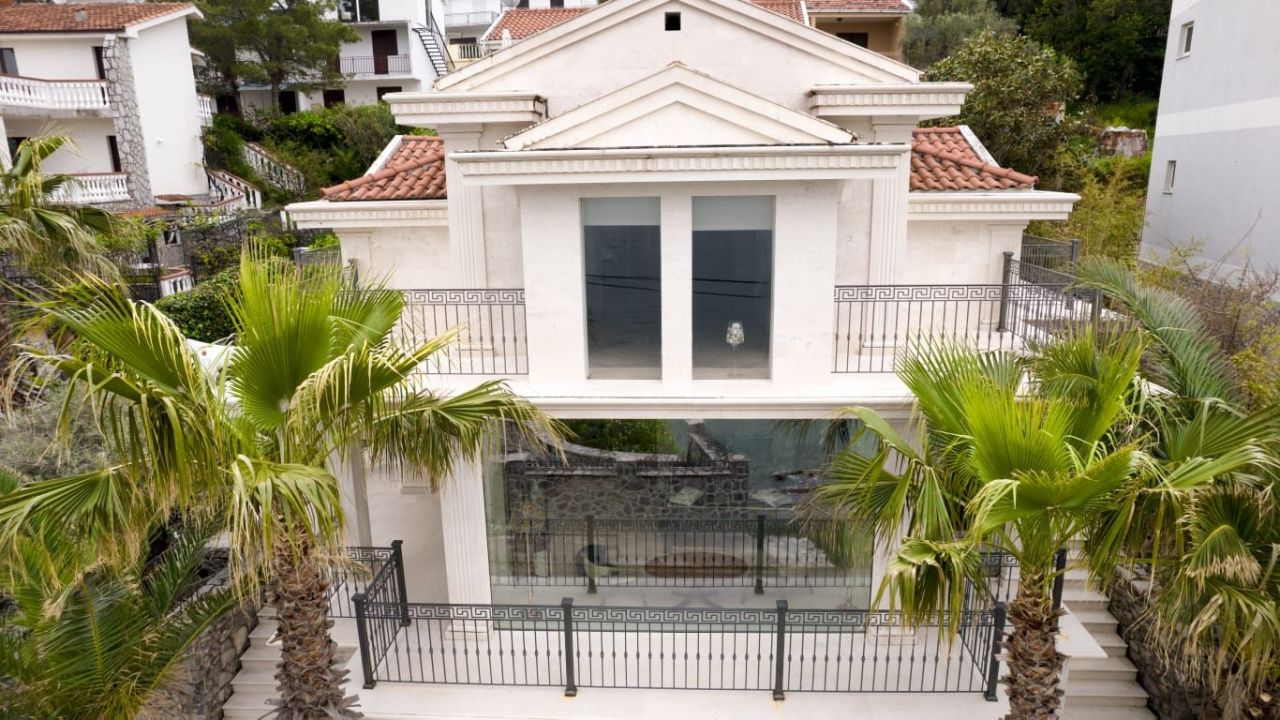 Вилла на полуострове Луштица, Черногория, 238 м² - фото 2