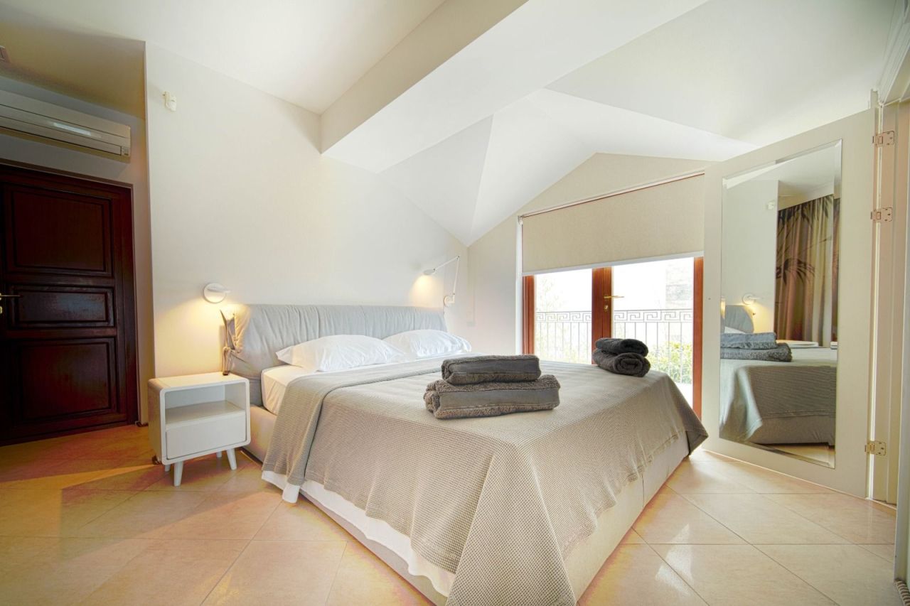 Вилла на полуострове Луштица, Черногория, 238 м² - фото 13