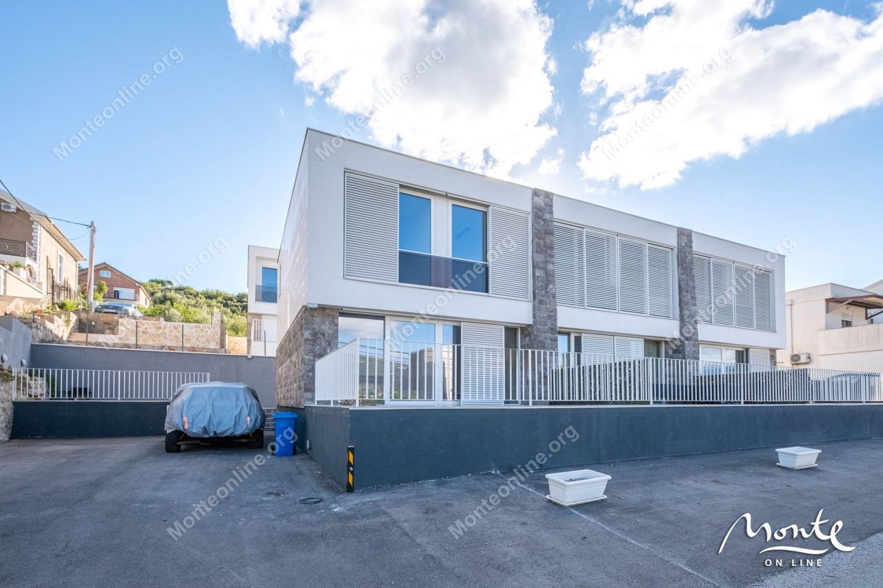 Вилла на полуострове Луштица, Черногория, 100 м² - фото 2