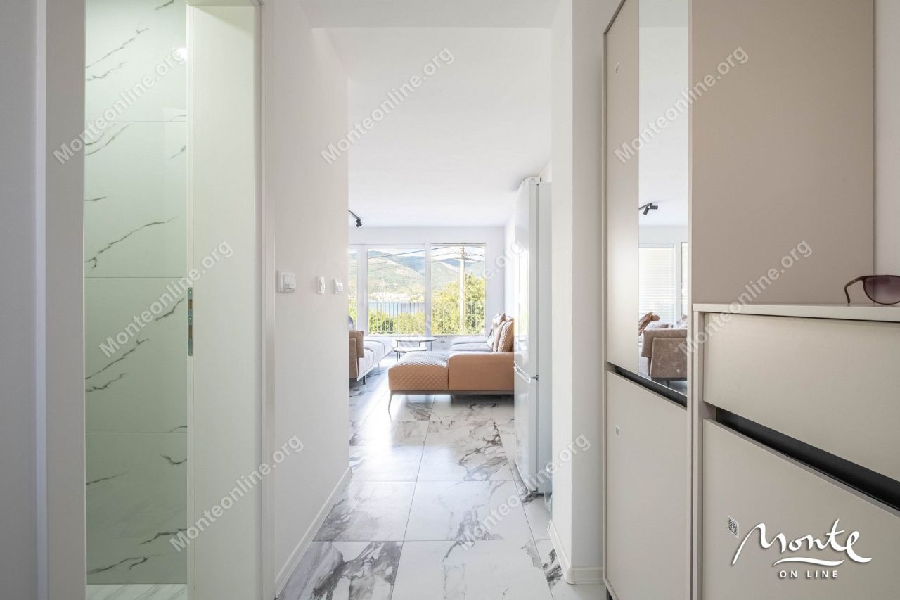 Вилла на полуострове Луштица, Черногория, 100 м² - фото 15