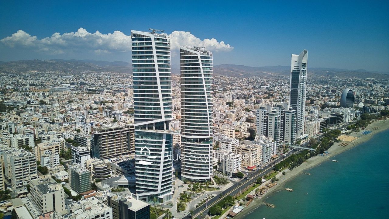 Апартаменты в Лимасоле, Кипр, 214 м² - фото 1