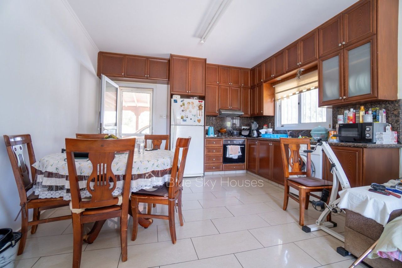 Вилла в Лимасоле, Кипр, 190 м² - фото 12