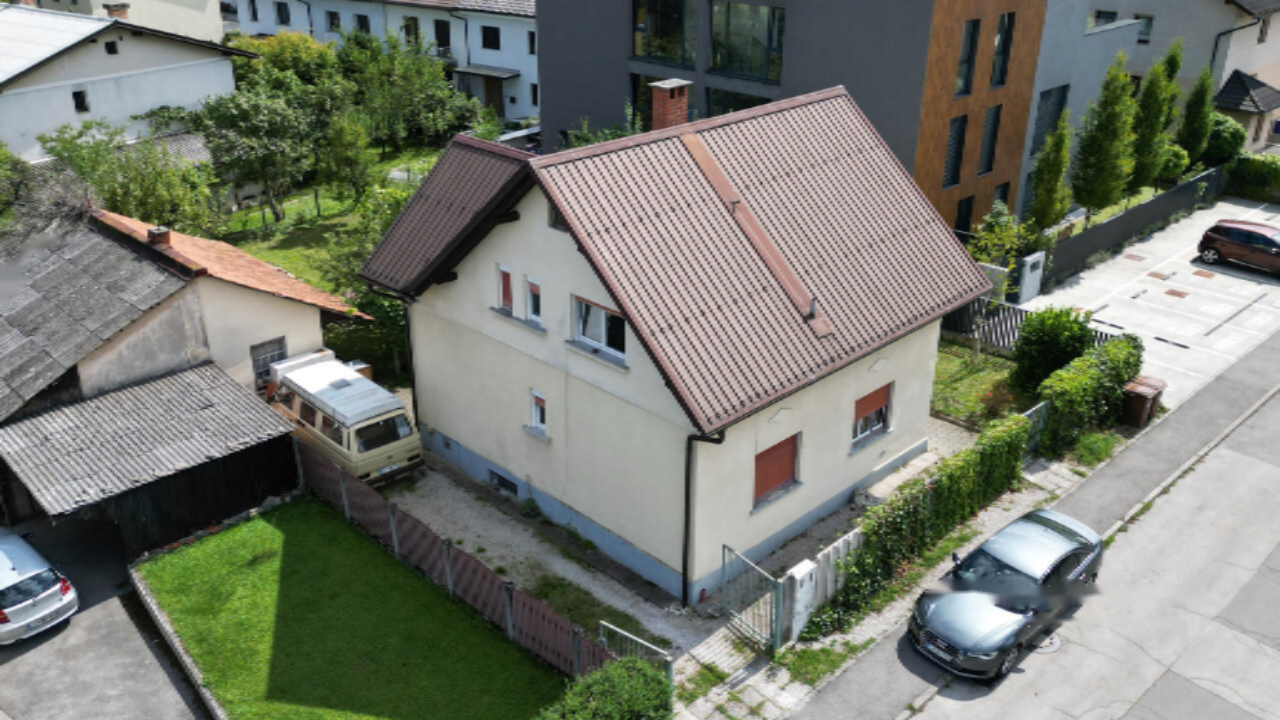 Дом в Любляне, Словения, 120 м² - фото 1