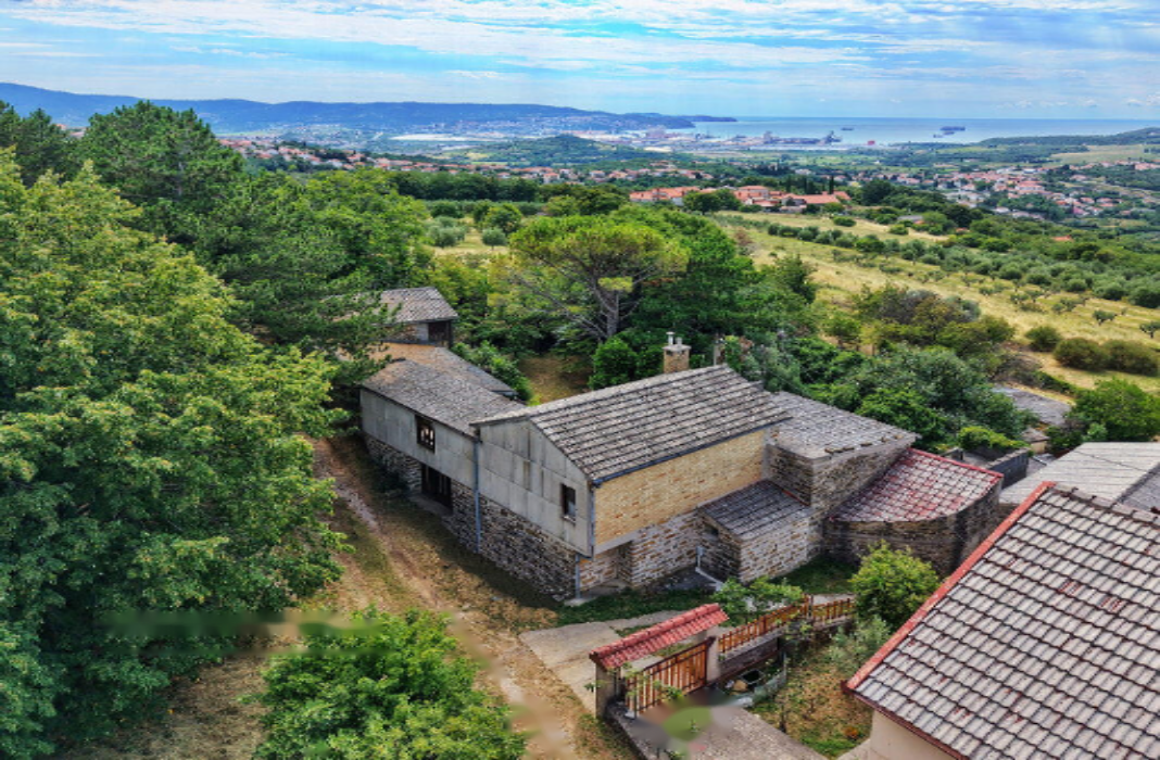 Дом в Копере, Словения, 274 м² - фото 1