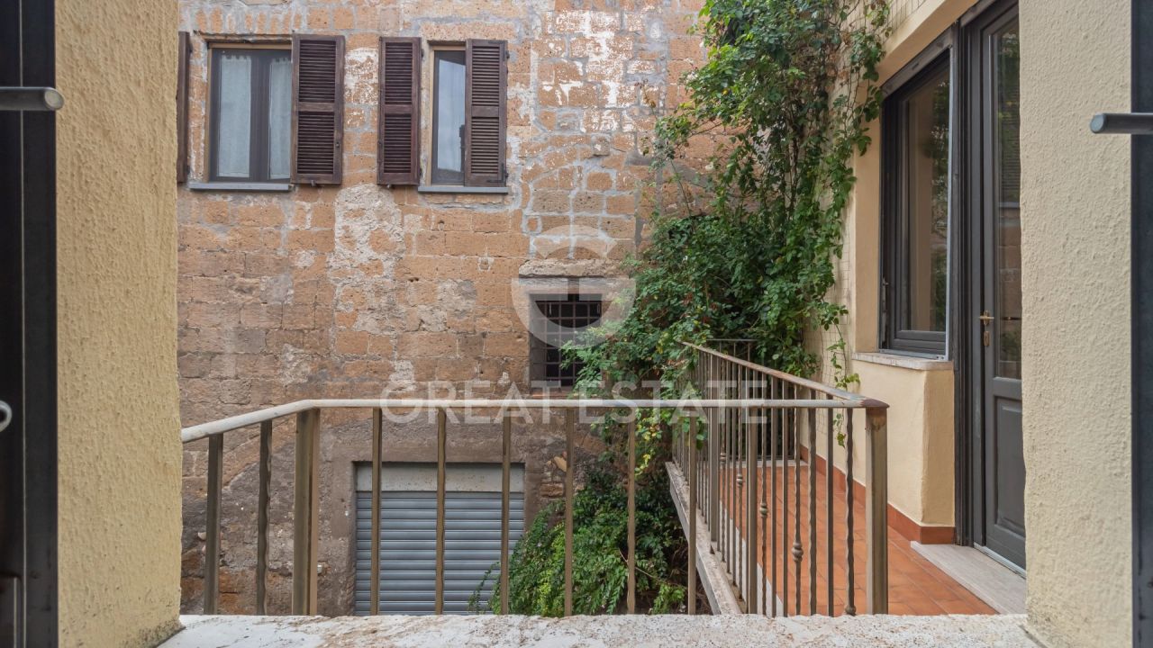 Апартаменты в Орвието, Италия, 230.64 м² - фото 1
