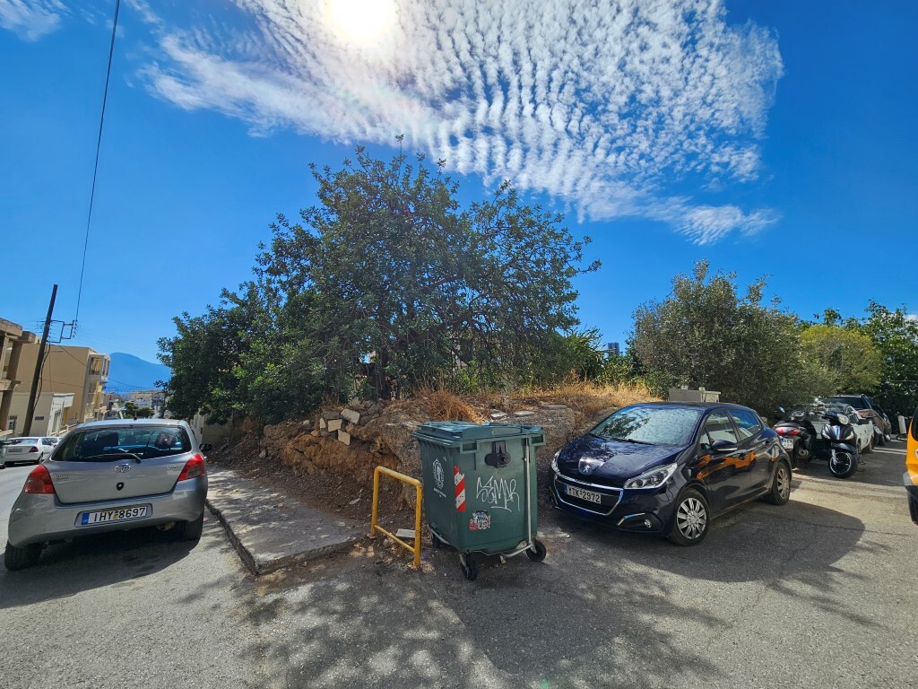 Земля в Ираклионе, Греция, 202 м² - фото 1