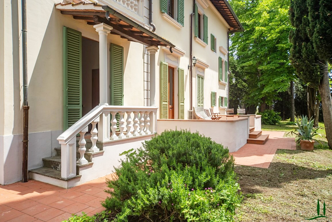 Вилла в Сиене, Италия, 400 м² - фото 5