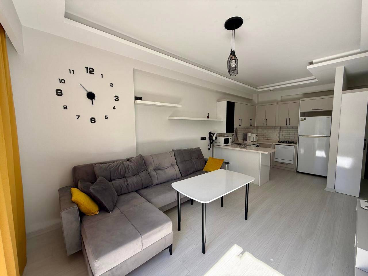Квартира в Мерсине, Турция, 93 м² - фото 1