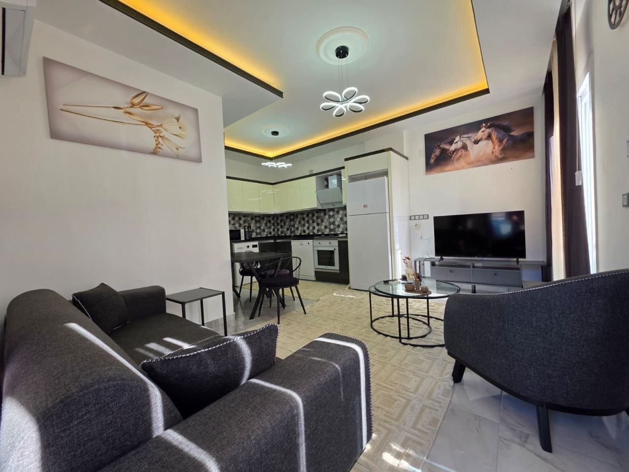 Квартира в Алании, Турция, 60 м² - фото 1