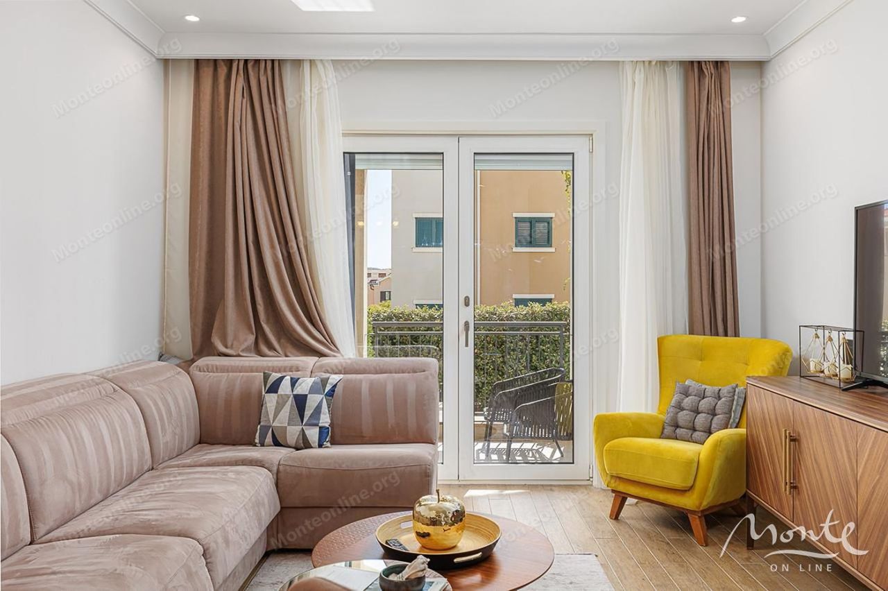 Апартаменты на полуострове Луштица, Черногория, 50 м² - фото 1